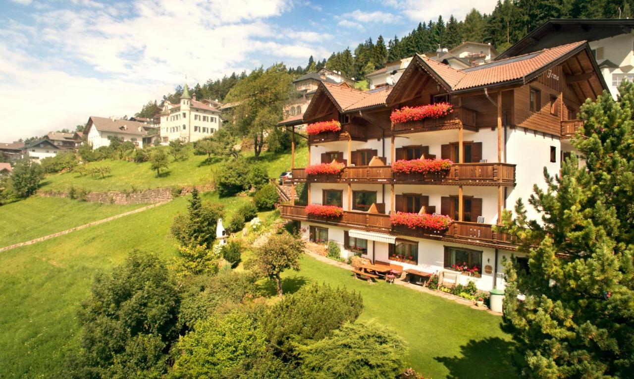 Garni Alba Bed & Breakfast St. Ulrich in Gröden Exterior foto
