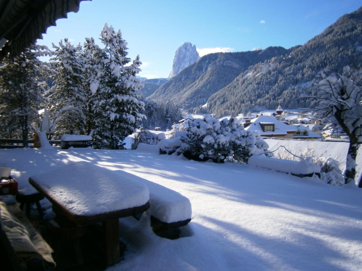 Garni Alba Bed & Breakfast St. Ulrich in Gröden Exterior foto