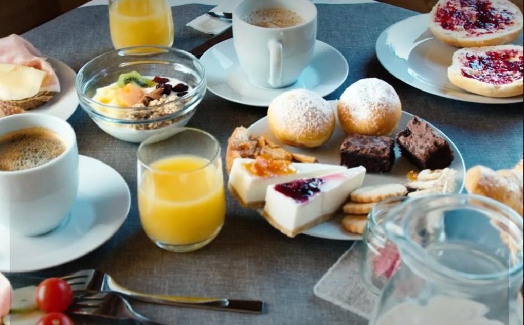 Garni Alba Bed & Breakfast St. Ulrich in Gröden Exterior foto