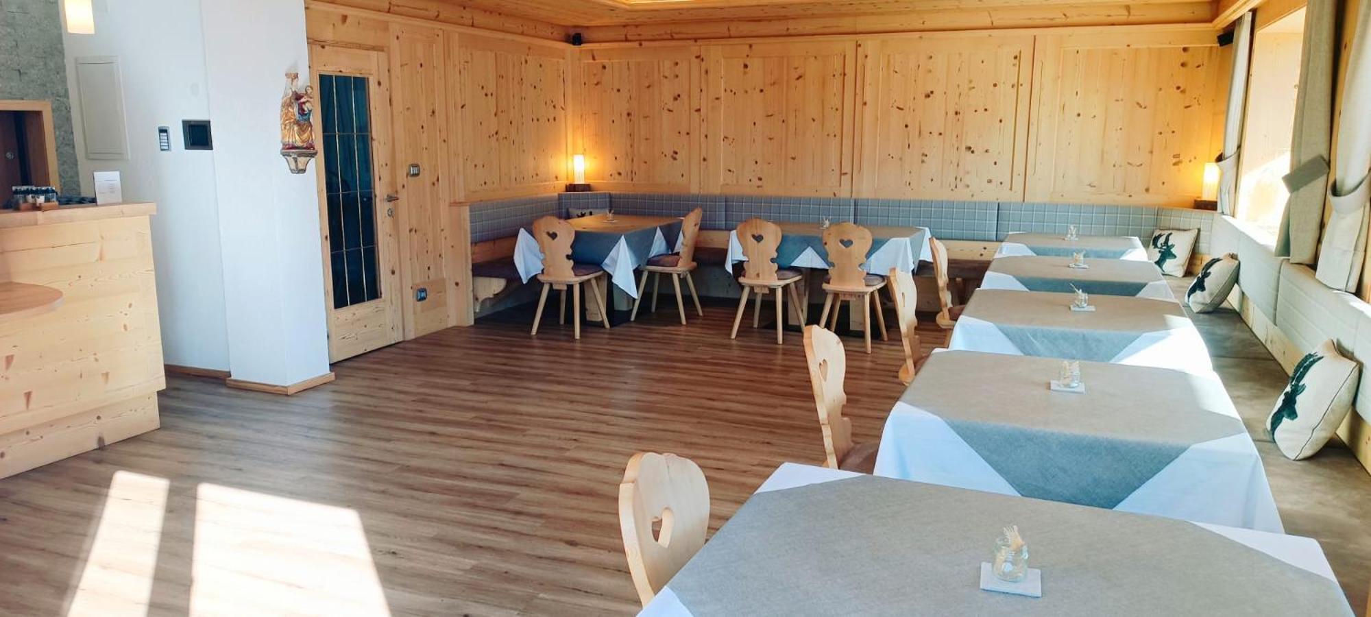 Garni Alba Bed & Breakfast St. Ulrich in Gröden Exterior foto